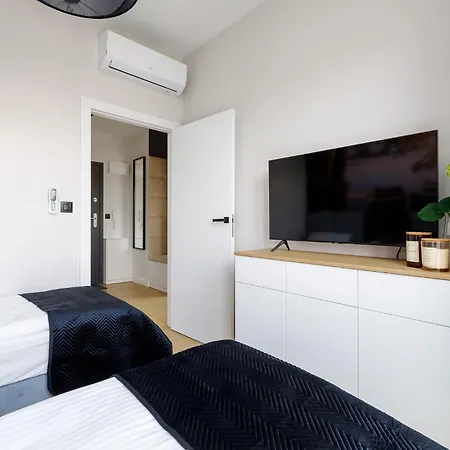 Grand House Apartment