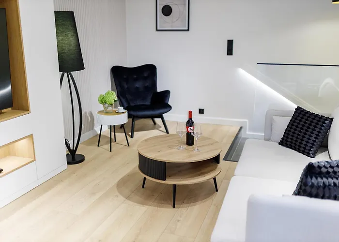 Apartment Grand House *