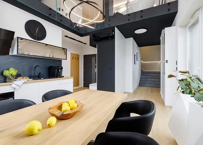 Grand House Apartment